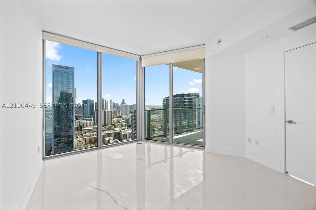 Real estate property located at 2900 7th Ave #4009, Miami-dade, Biscayne Beach Condo, Miami, FL
