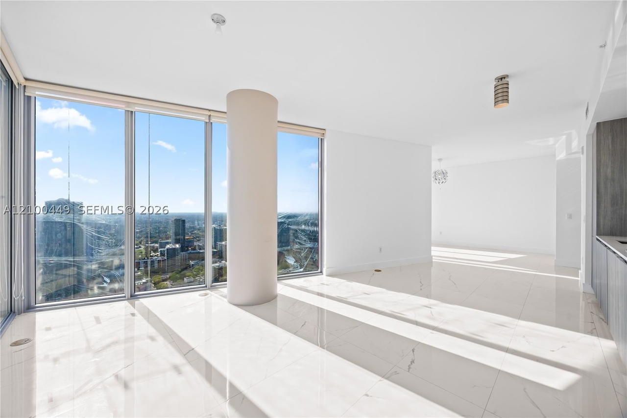 Real estate property located at 2900 7th Ave #4009, Miami-dade, Biscayne Beach Condo, Miami, FL