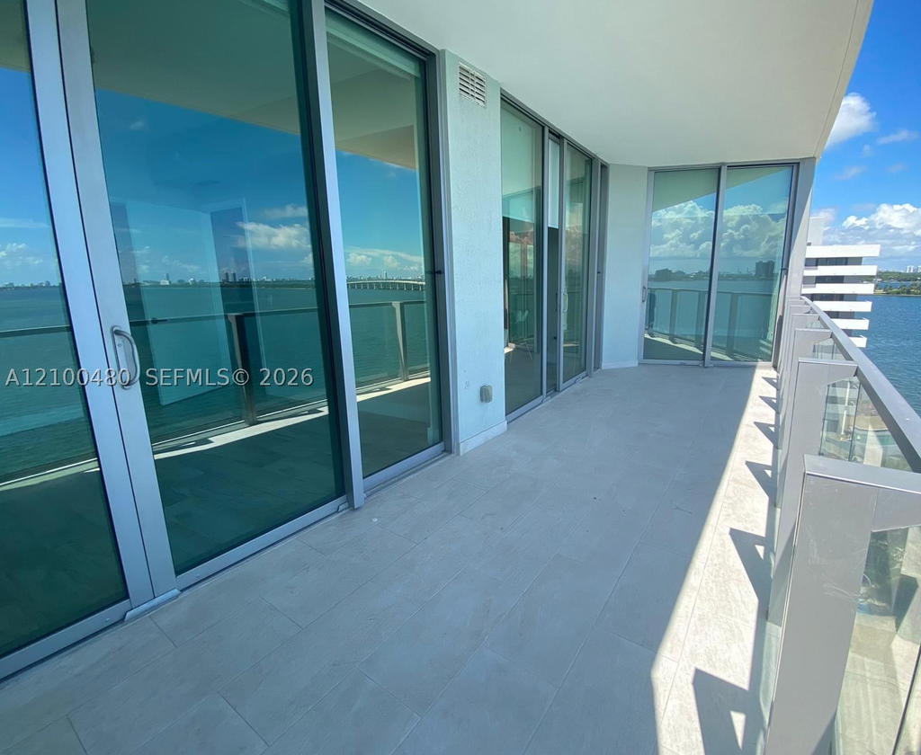 Real estate property located at 2900 7th Ave #705, Miami-dade, Biscayne Beach Condo, Miami, FL