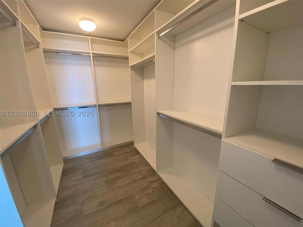 Real estate property located at 2900 7th Ave #705, Miami-dade, Biscayne Beach Condo, Miami, FL