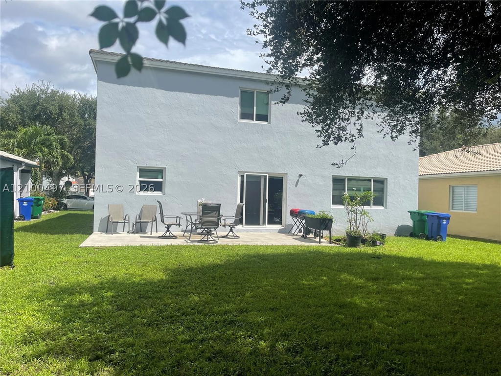 Real estate property located at 2400 106th Ave, Broward, Centex-replat Of A Portio, Miramar, FL