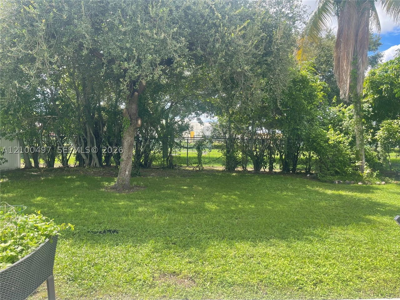 Real estate property located at 2400 106th Ave, Broward, Centex-replat Of A Portio, Miramar, FL