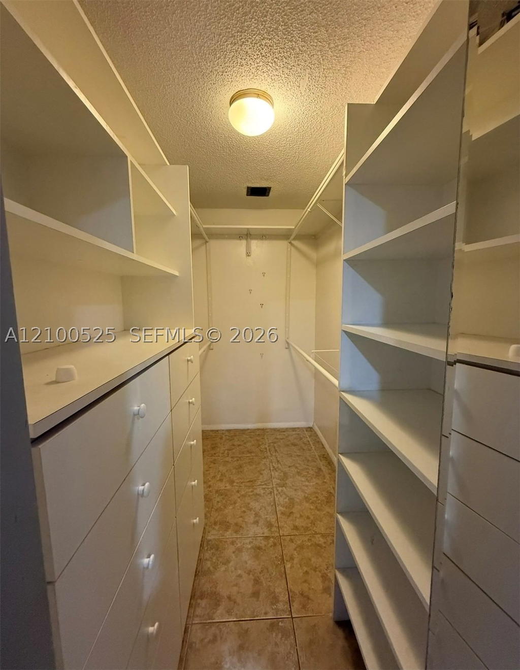 Real estate property located at 2237 Nova Village Dr, Broward, Newmans Survey Sub No 1 &, Davie, FL