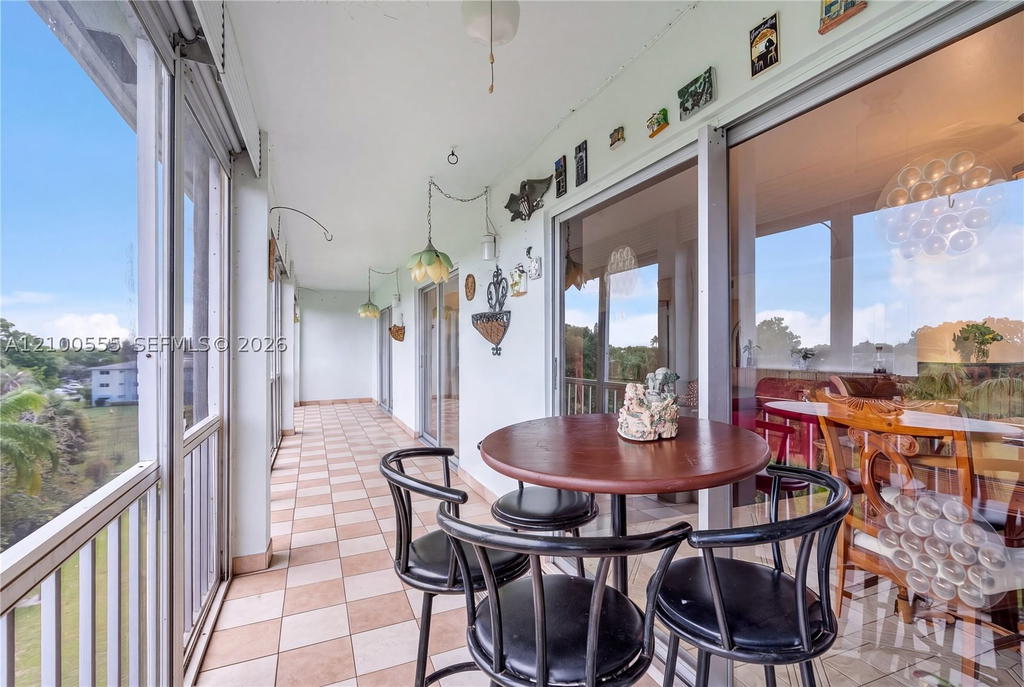 Real estate property located at 4800 Hillcrest Ln #503-504, Broward, Hillcrest, Hollywood, FL