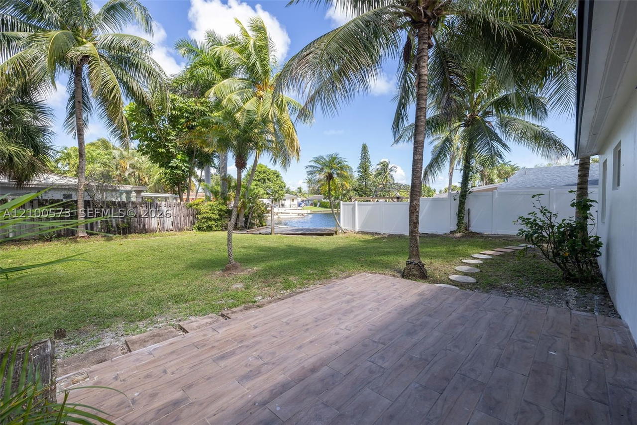 Real estate property located at 2733 Harding St, Broward, Look Homesites No 3, Hollywood, FL