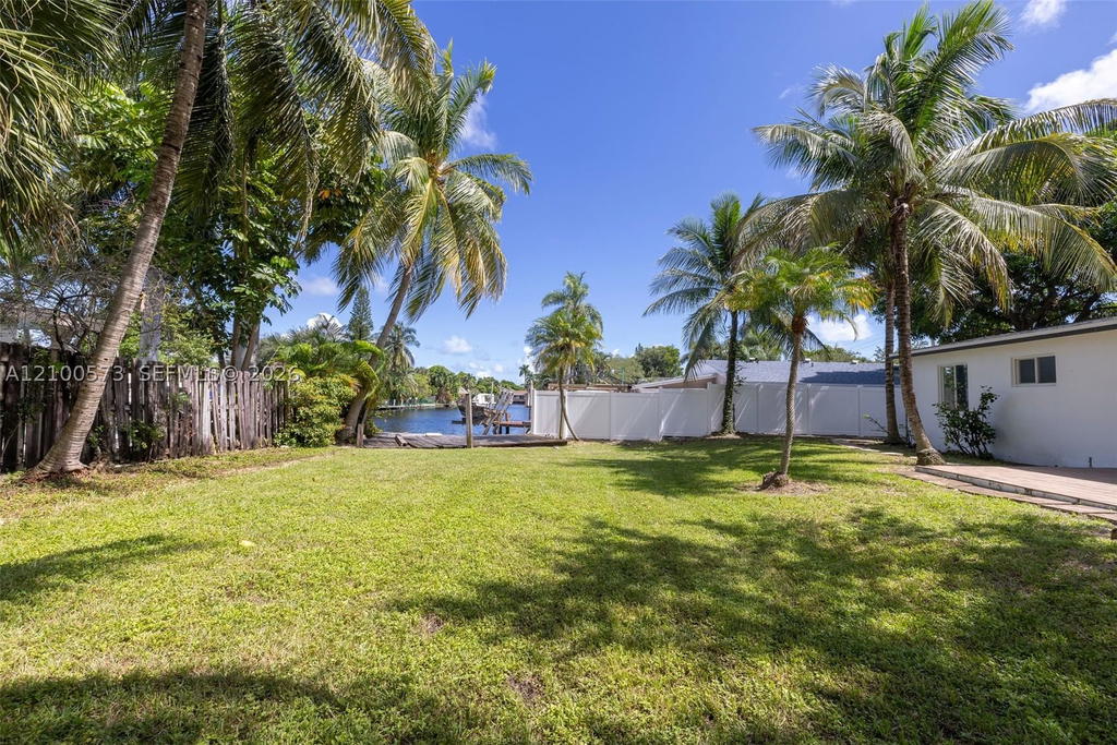 Real estate property located at 2733 Harding St, Broward, Look Homesites No 3, Hollywood, FL
