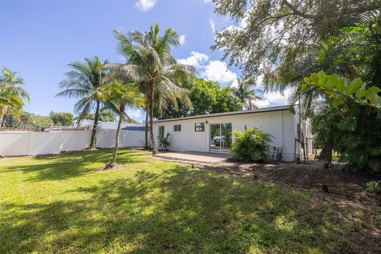 Real estate property located at 2733 Harding St, Broward, Look Homesites No 3, Hollywood, FL
