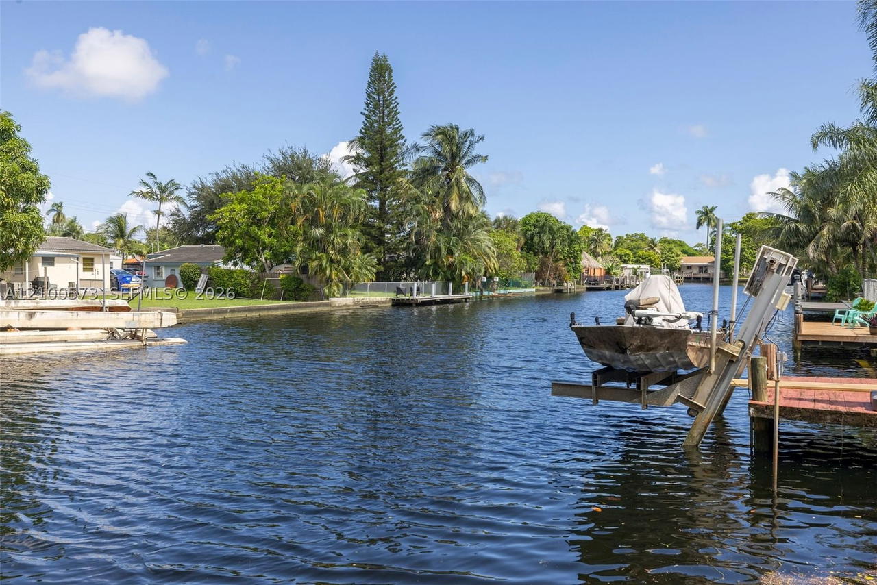Real estate property located at 2733 Harding St, Broward, Look Homesites No 3, Hollywood, FL