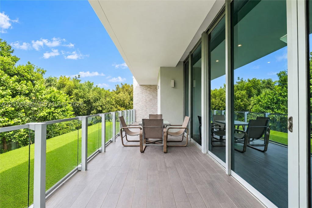 Real estate property located at 110 Reef Ln #10, Miami-dade, Oceana Key Biscayne Condo, Key Biscayne, FL