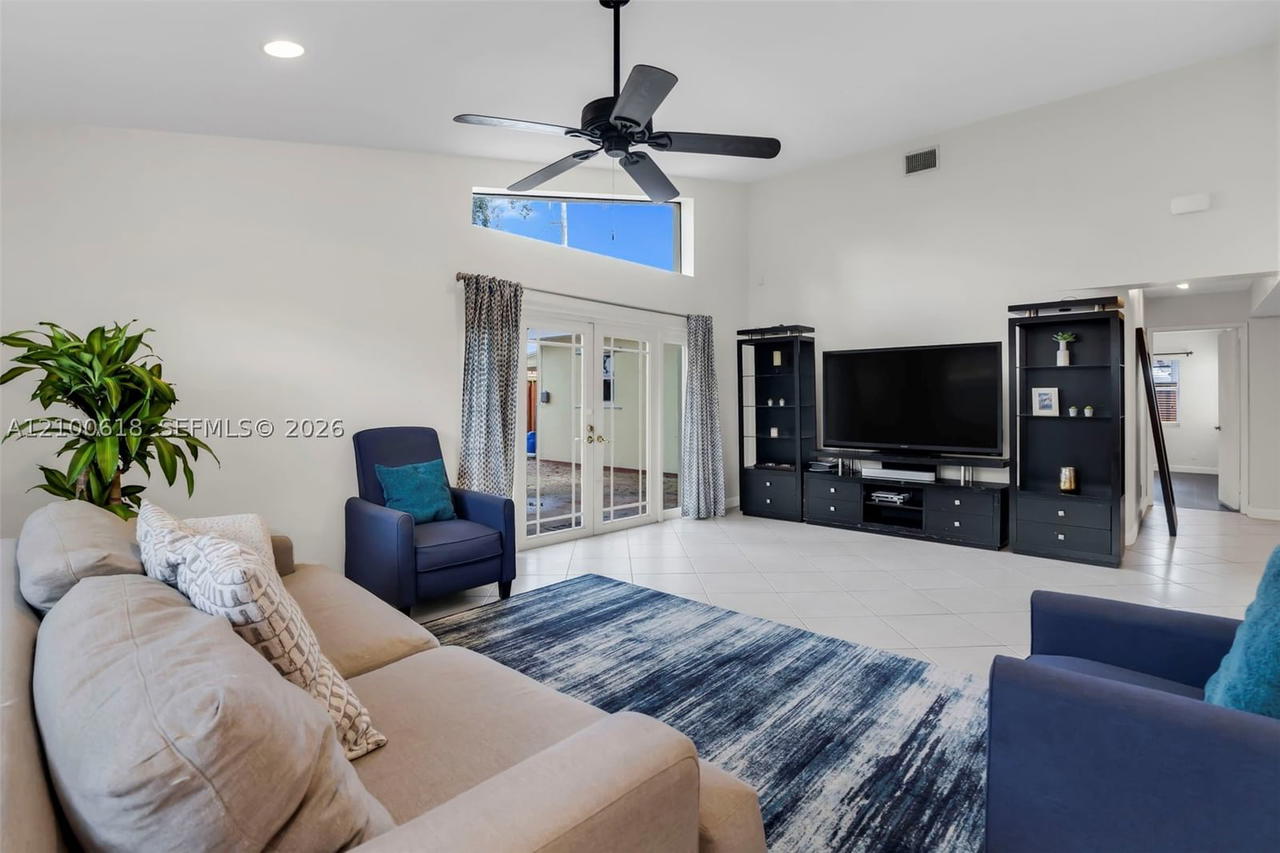 Real estate property located at 3225 Arthur Ter, Broward, Park Road Manor, Hollywood, FL