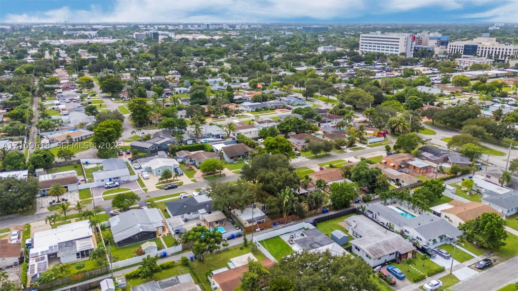 Real estate property located at 3225 Arthur Ter, Broward, Park Road Manor, Hollywood, FL