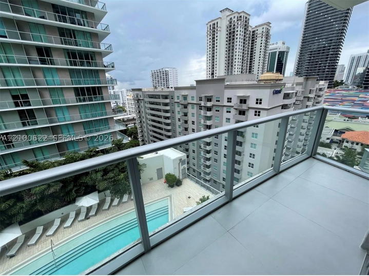 Real estate property located at 1100 Miami Ave #1406, Miami-dade, 1100 Millecento Residence, Miami, FL