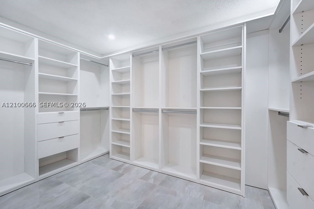 Real estate property located at 8201 52nd St, Broward, City Of Lauderhill Sec Th, Lauderhill, FL