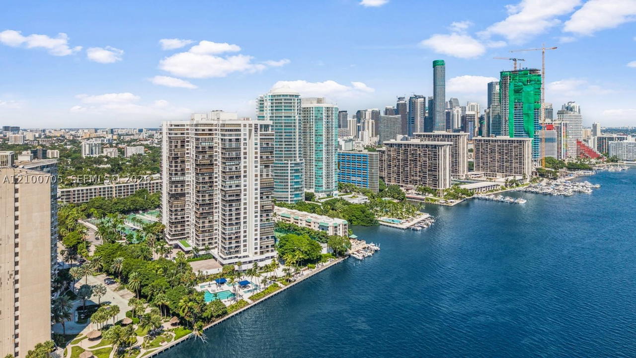 Real estate property located at 2333 Brickell Ave #1616, Miami-dade, Brickell Bay Club Condo, Miami, FL