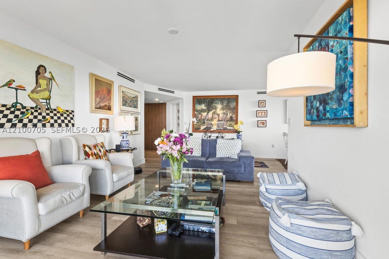 Real estate property located at 2333 Brickell Ave #1616, Miami-dade, Brickell Bay Club Condo, Miami, FL