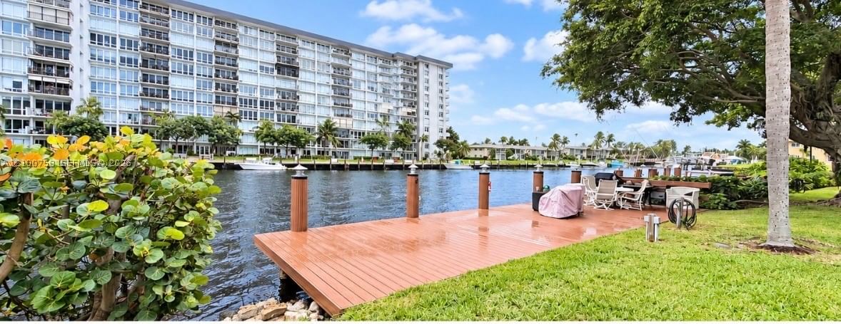 Real estate property located at 777 Federal Hwy #206F, Broward, Island Club One Condo, Pompano Beach, FL