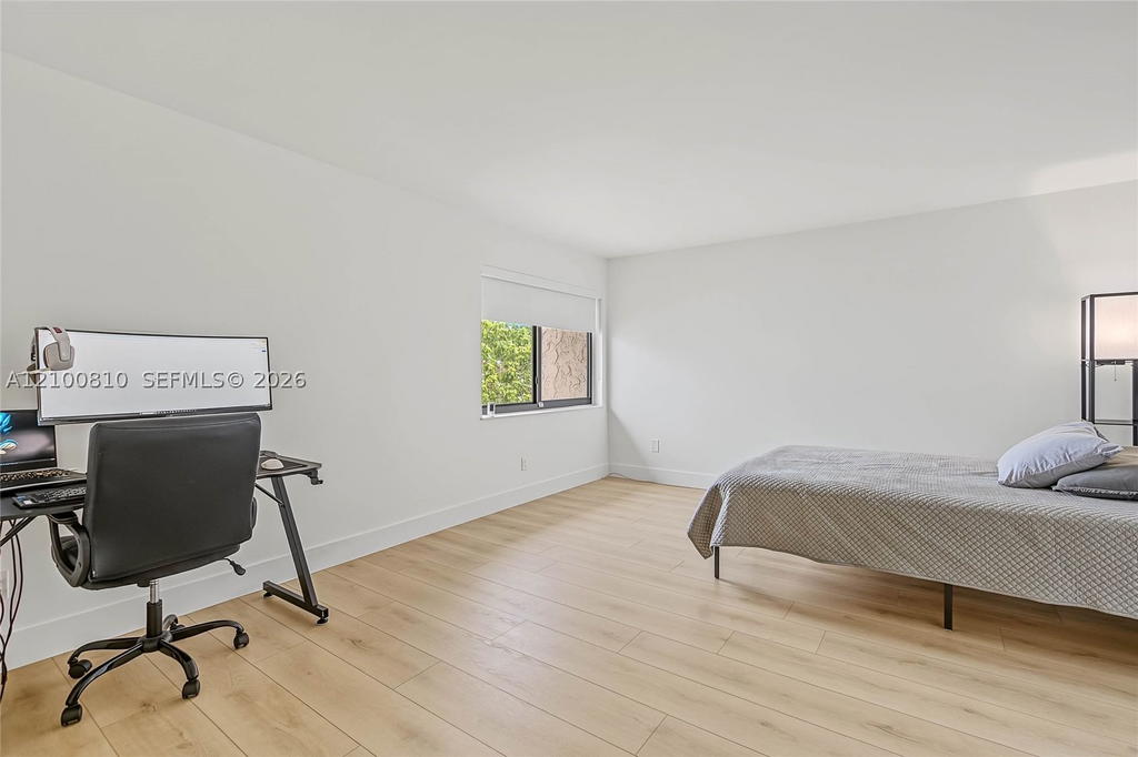 Real estate property located at 2607 40th Ave, Broward, Villas Of Sheridan Condo, Hollywood, FL
