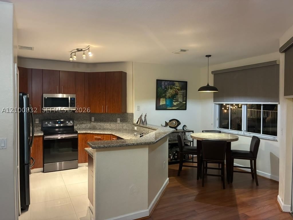Real estate property located at 7901 113th Pl, Miami-dade, Doral Isles North Sec One, Doral, FL