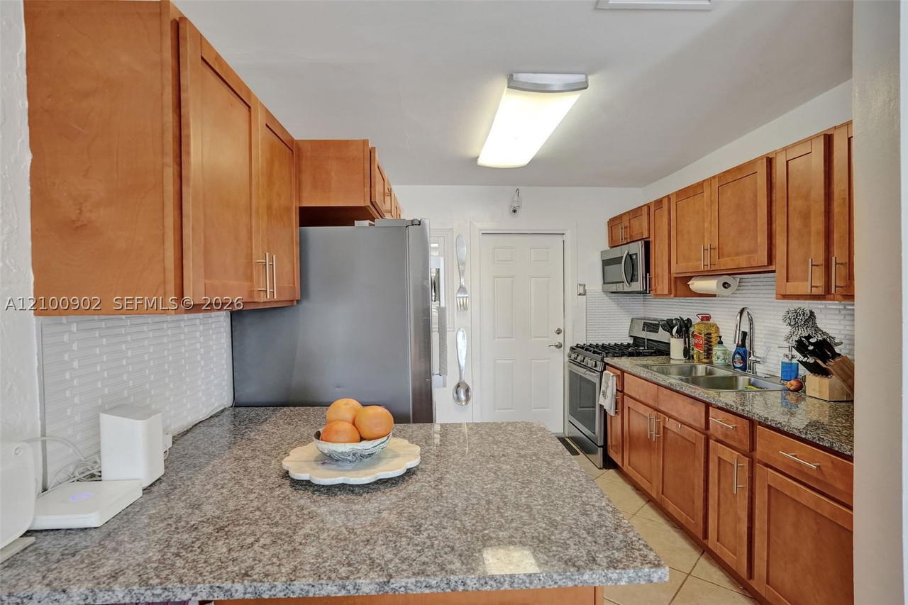 Real estate property located at 2405 Funston, Broward, Highlands Park, Hollywood, FL