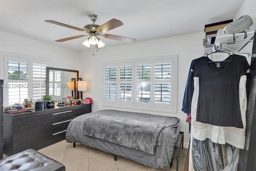 Real estate property located at 2405 Funston, Broward, Highlands Park, Hollywood, FL