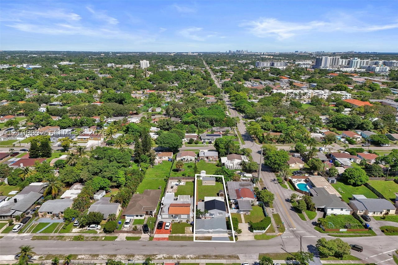Real estate property located at 2405 Funston, Broward, Highlands Park, Hollywood, FL