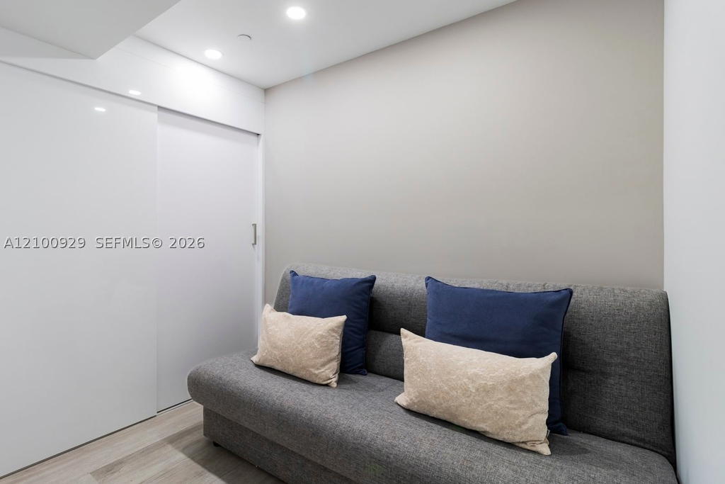 Real estate property located at 55 9th St #3010, Miami-dade, Brickell Heights West Con, Miami, FL