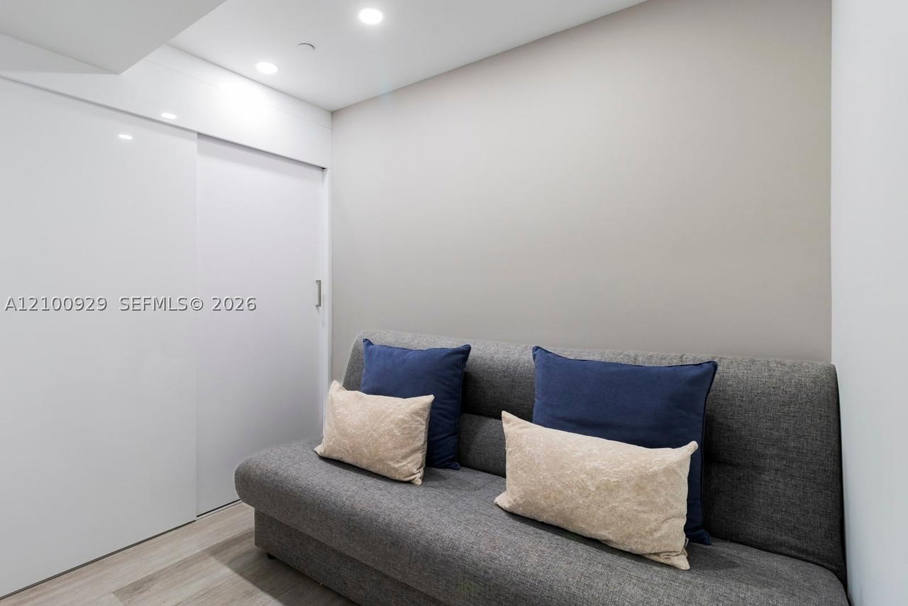 Real estate property located at 55 9th St #3010, Miami-dade, Brickell Heights West Con, Miami, FL