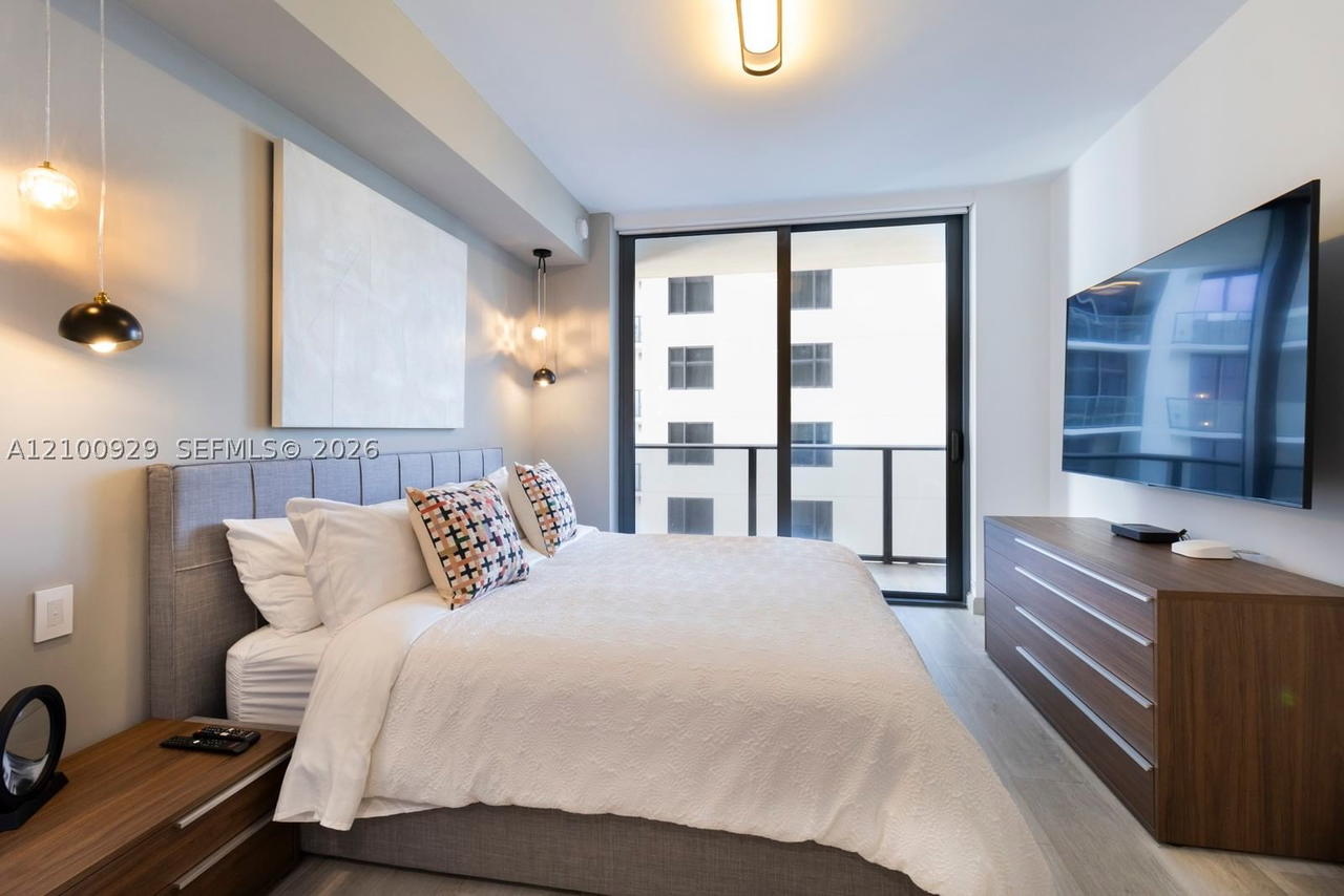 Real estate property located at 55 9th St #3010, Miami-dade, Brickell Heights West Con, Miami, FL