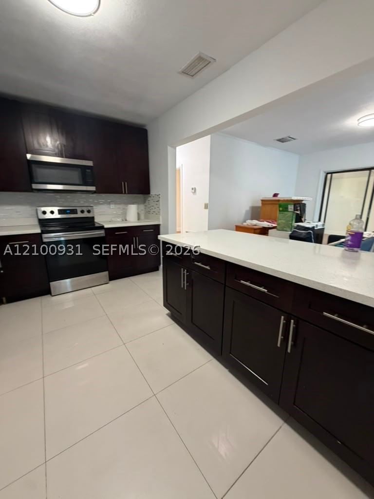 Real estate property located at 3161 Riverland Rd, Broward, Riverland Village Sec 1-r, Fort Lauderdale, FL