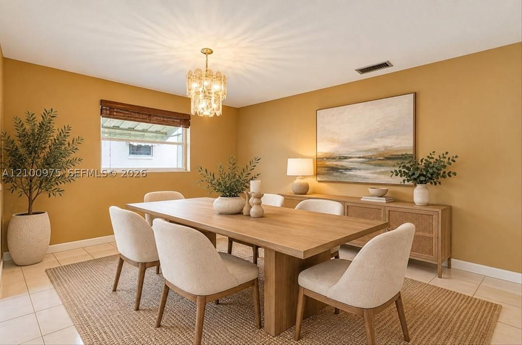 Real estate property located at 500 Luna Ct #3, Broward, Eastbrook Condominium Apt, Hollywood, FL