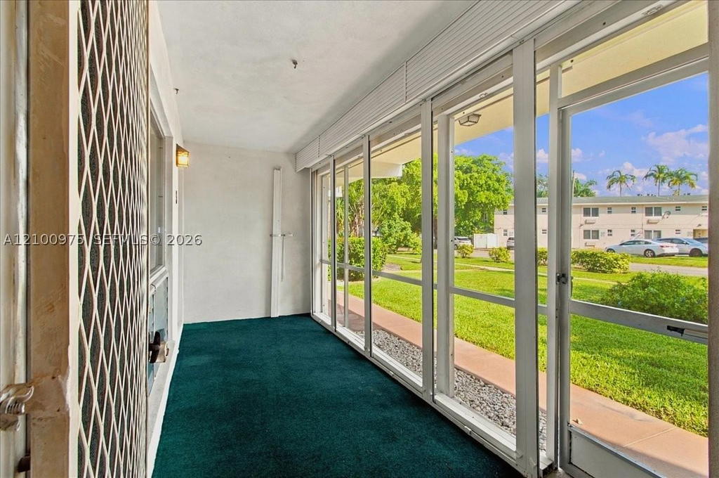 Real estate property located at 500 Luna Ct #3, Broward, Eastbrook Condominium Apt, Hollywood, FL