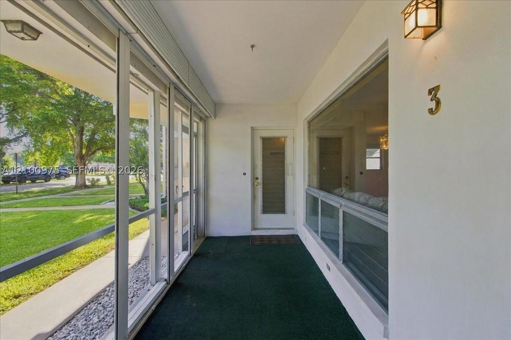 Real estate property located at 500 Luna Ct #3, Broward, Eastbrook Condominium Apt, Hollywood, FL