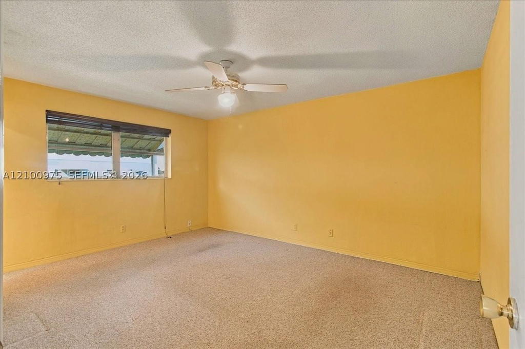 Real estate property located at 500 Luna Ct #3, Broward, Eastbrook Condominium Apt, Hollywood, FL