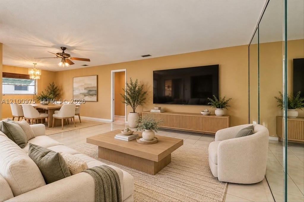 Real estate property located at 500 Luna Ct #3, Broward, Eastbrook Condominium Apt, Hollywood, FL