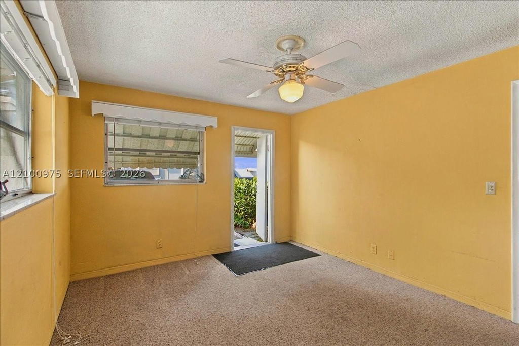 Real estate property located at 500 Luna Ct #3, Broward, Eastbrook Condominium Apt, Hollywood, FL