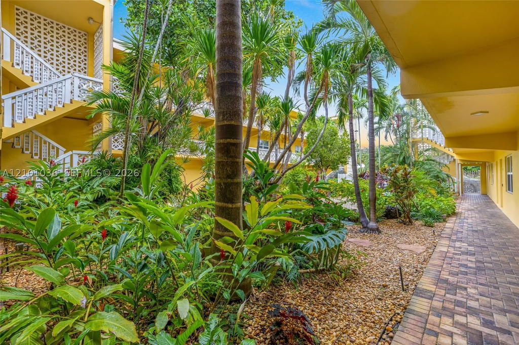 Real estate property located at 815 Middle River Dr #311, Broward, Middle River Villas Condo, Fort Lauderdale, FL