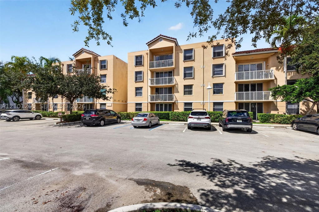 Real estate property located at 529 Sheridan St #3041, Broward, Sheridan Beach Club Condo, Dania Beach, FL