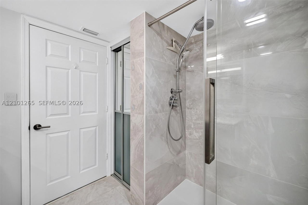 Real estate property located at 529 Sheridan St #3041, Broward, Sheridan Beach Club Condo, Dania Beach, FL