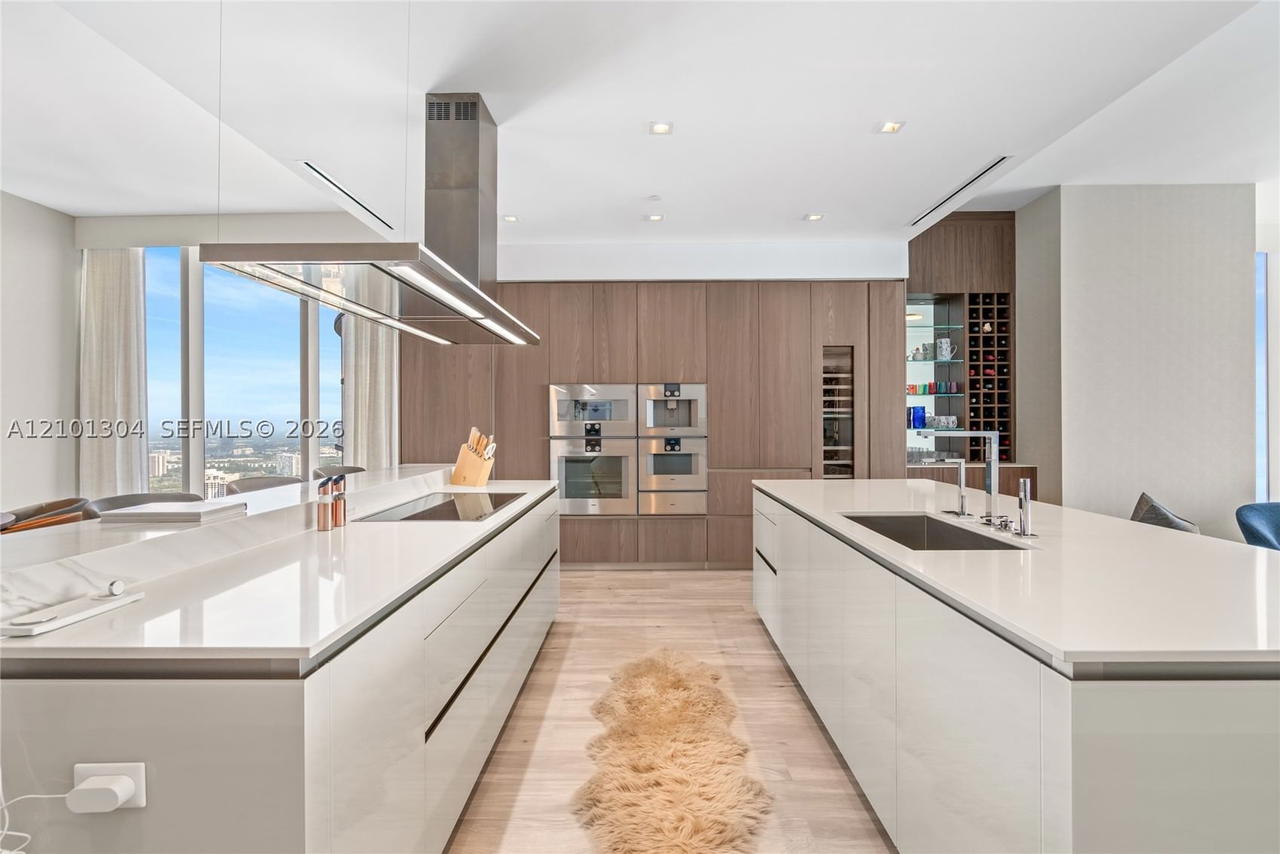 Real estate property located at 18501 Collins Ave #5101, Miami-dade, Turnberry Ocean Club Condo, Sunny Isles Beach, FL