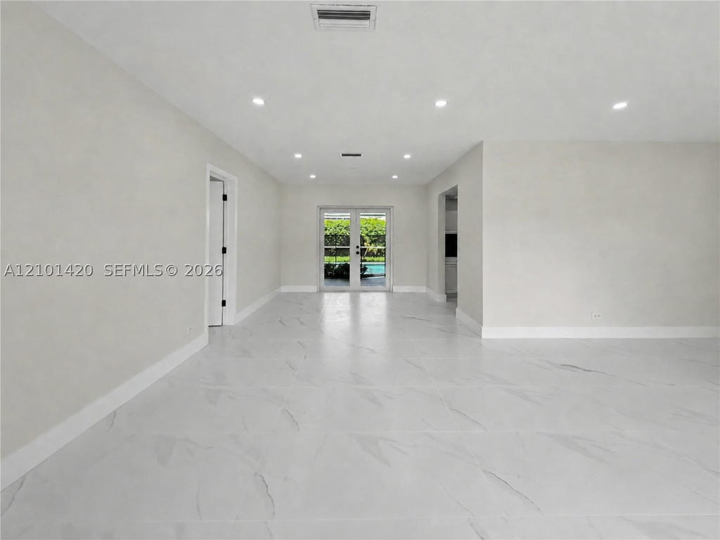 Real estate property located at 861 72nd Ave, Broward, Plantations Secluded Gard, Plantation, FL