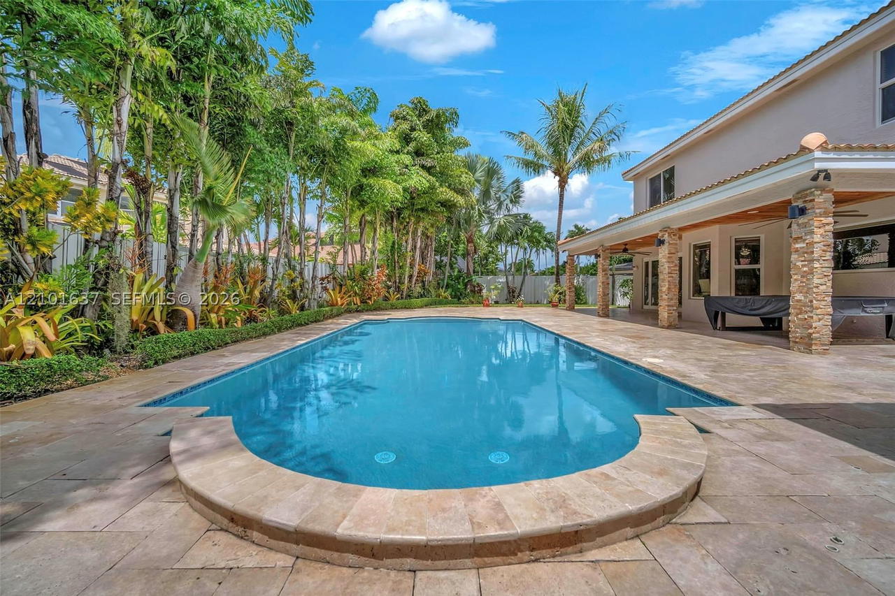 Real estate property located at 17476 35th Ct, Broward, Silver Lakes Phase Iii Re, Miramar, FL