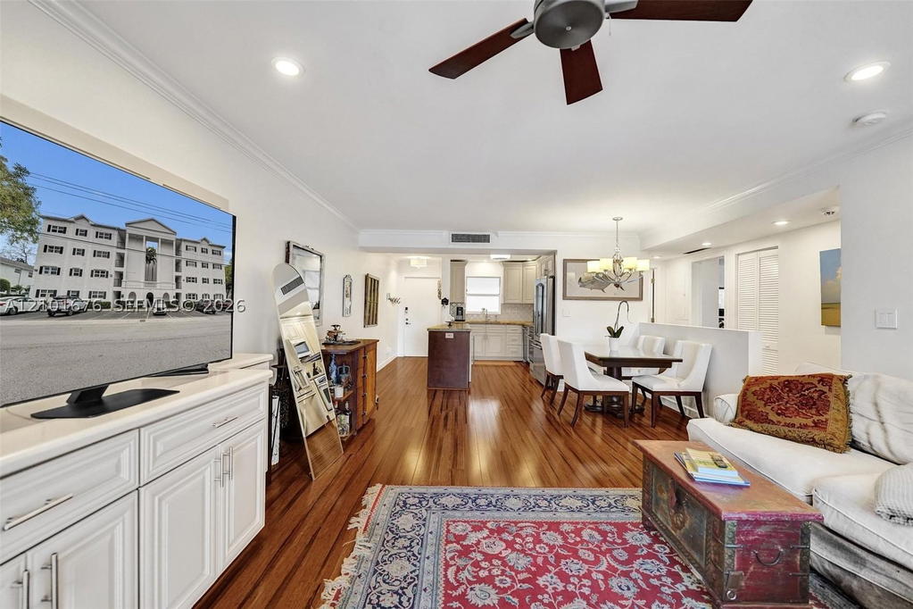 Real estate property located at 1212 2nd Ct #301, Broward, Las Olas Manor 2 Condo, Fort Lauderdale, FL