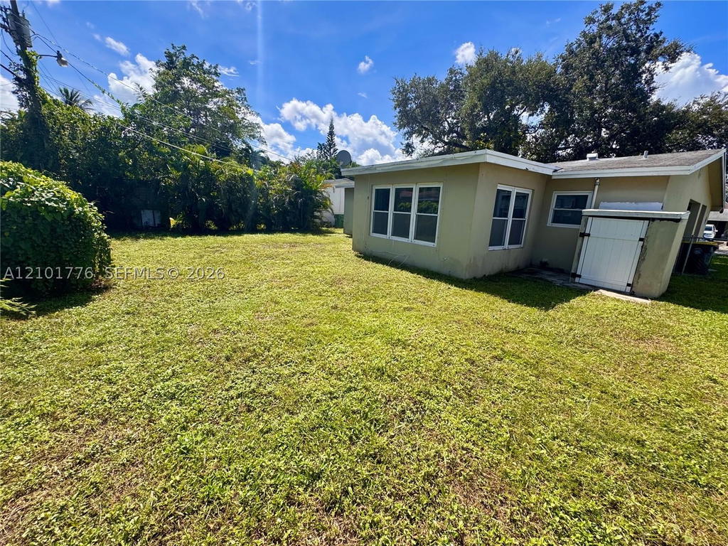 Real estate property located at 4720 25th Ter, Broward, Seaboard Park, Dania Beach, FL