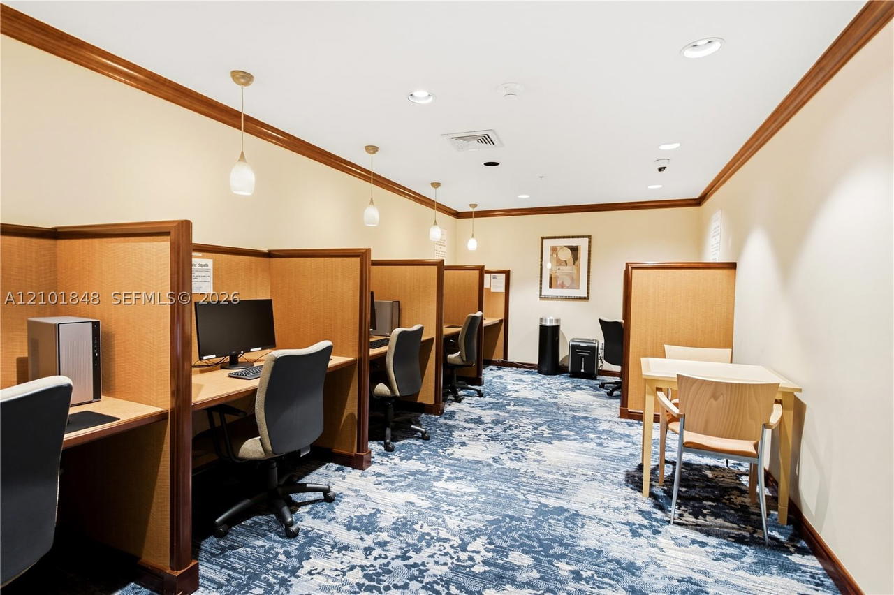 Real estate property located at 347 New River Dr E #1108, Broward, Watergarden Condo, Fort Lauderdale, FL