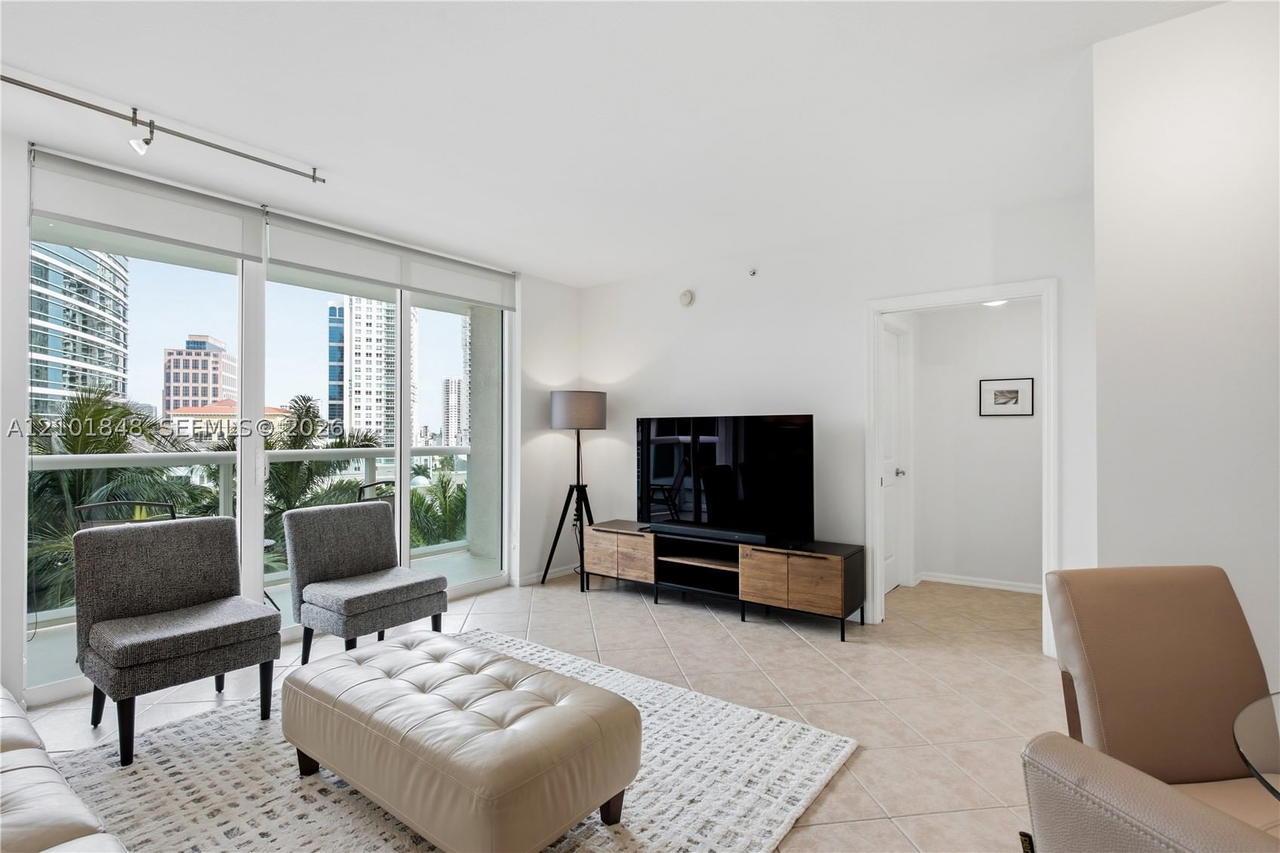 Real estate property located at 347 New River Dr E #1108, Broward, Watergarden Condo, Fort Lauderdale, FL