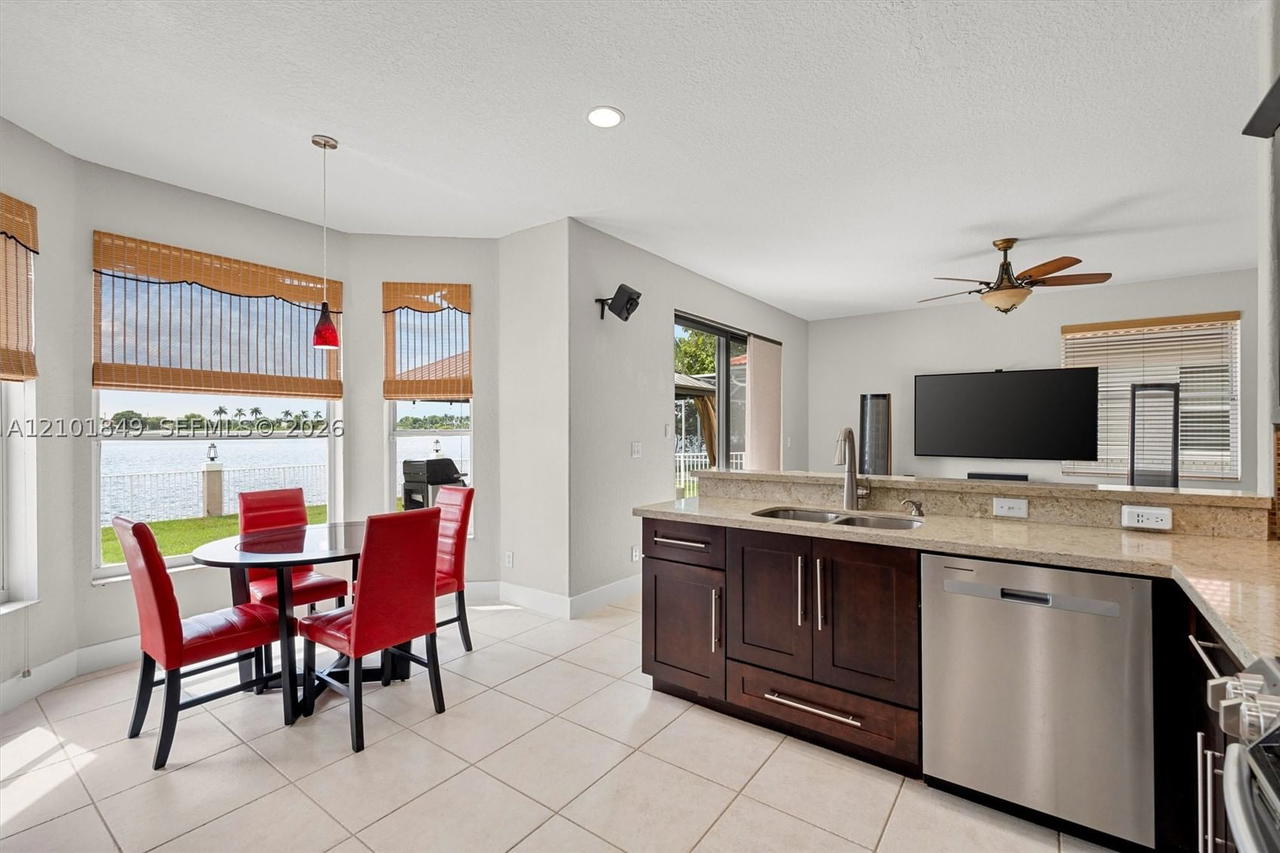 Real estate property located at 17426 7th St, Broward, Silver Lakes At Pembroke, Pembroke Pines, FL