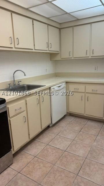 Real estate property located at 4222 Inverrary Blvd #4813, Broward, Inverrary Gardens Condo I, Lauderhill, FL