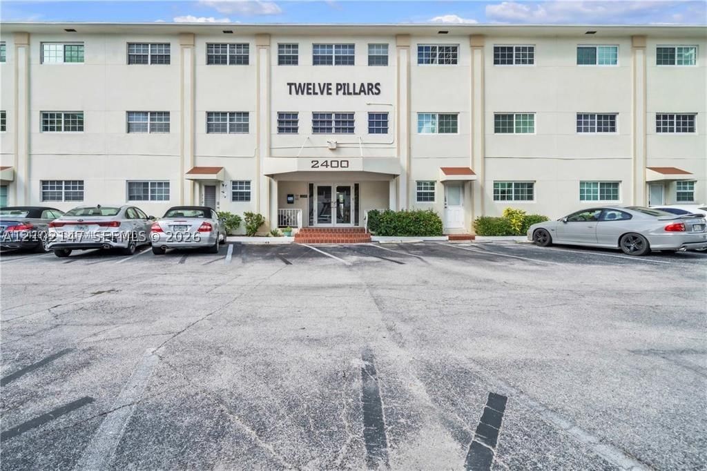 Real estate property located at 2400 Ocean Dr #302, Broward, Twelve Pillars Co-op, Hollywood, FL