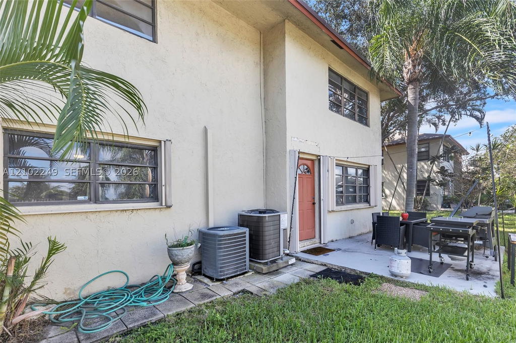Real estate property located at 1769 40th Pl #505, Broward, Condominium 5 Of Lighthou, Pompano Beach, FL