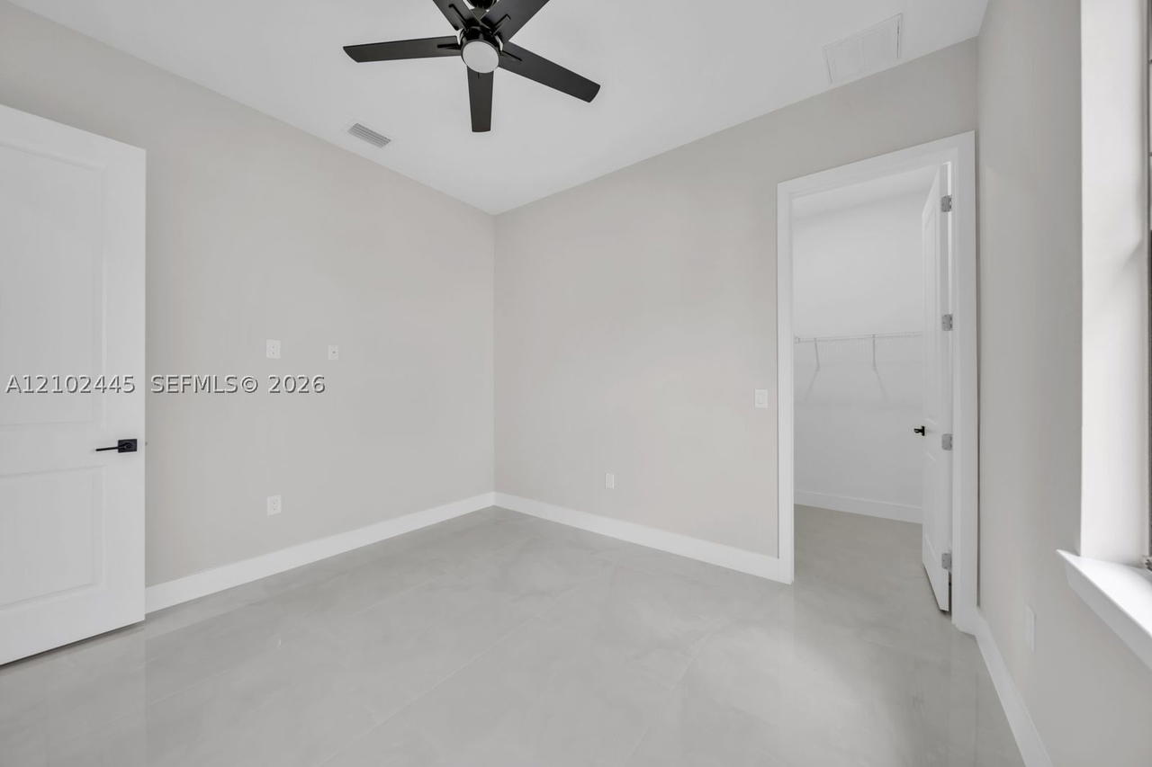 Real estate property located at 3619 5th ST SW, Lee, Lehigh Acres, Lehigh Acres, FL